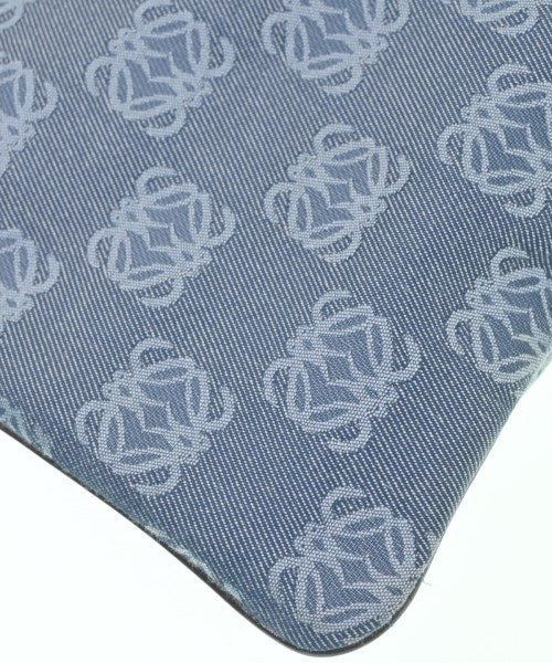 LOEWE กระเป๋าถือขนาดใหญ่