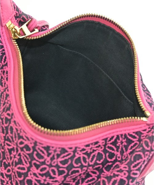 LOEWE กระเป๋าถือ