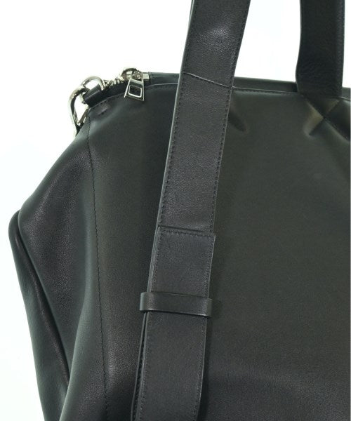 LOEWE เป้สะพายหลัง