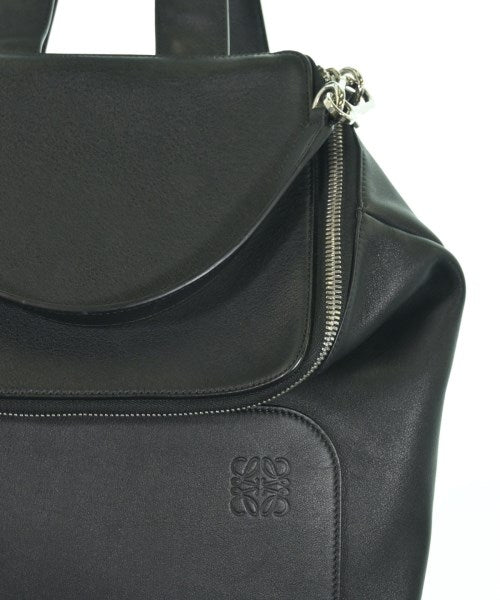 LOEWE เป้สะพายหลัง
