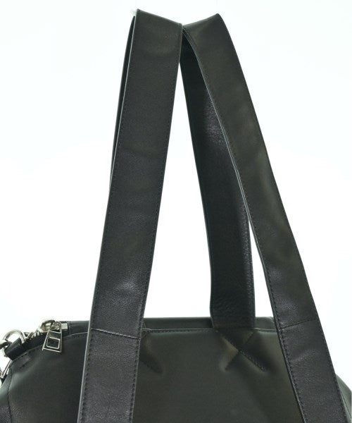 LOEWE เป้สะพายหลัง