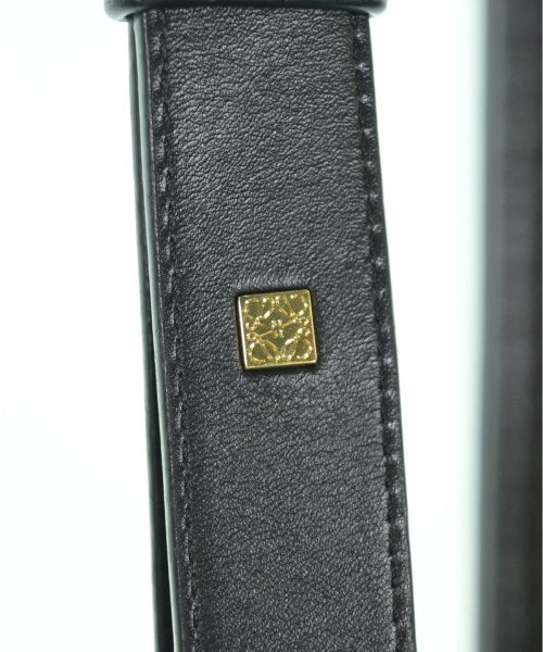 LOEWE กระเป๋าถือ