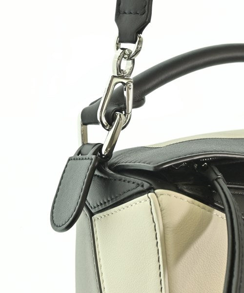 LOEWE กระเป๋าถือ