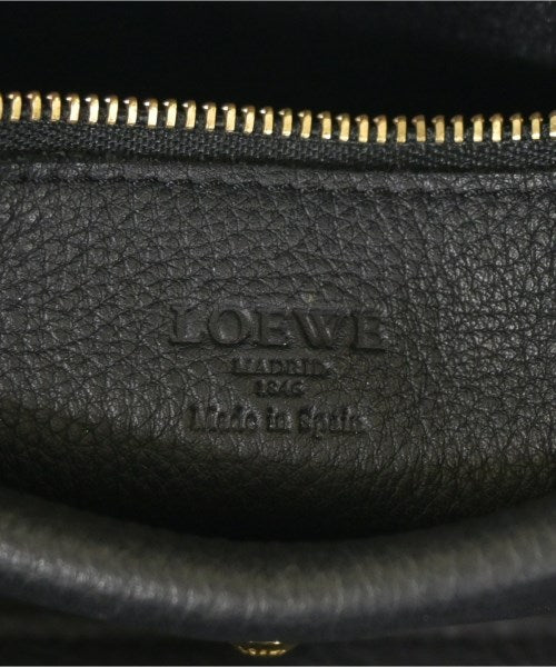 LOEWE กระเป๋าใส่อุปกรณ์ขนาดใหญ่