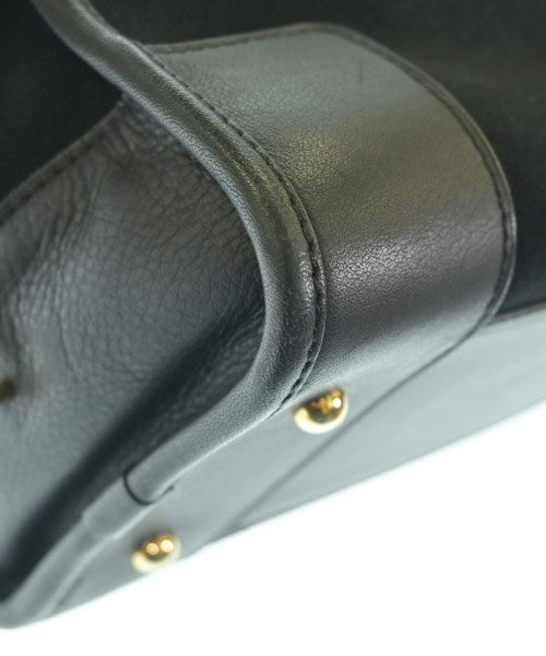 LOEWE กระเป๋าใส่อุปกรณ์ขนาดใหญ่