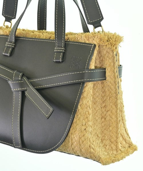 LOEWE กระเป๋าถือ