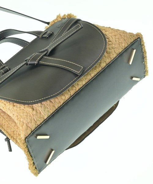 LOEWE กระเป๋าถือ