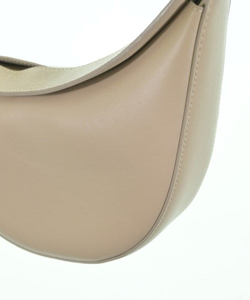 LOEWE กระเป๋าถือ