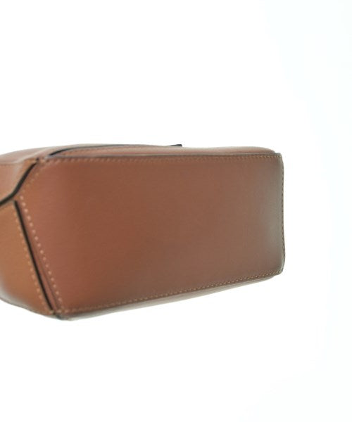 LOEWE กระเป๋าถือ