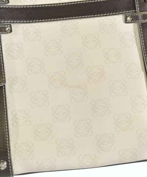 LOEWE กระเป๋าถือ