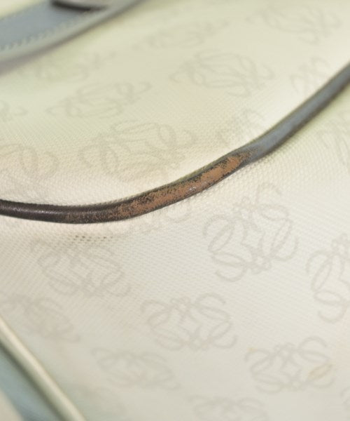 LOEWE กระเป๋าถือ