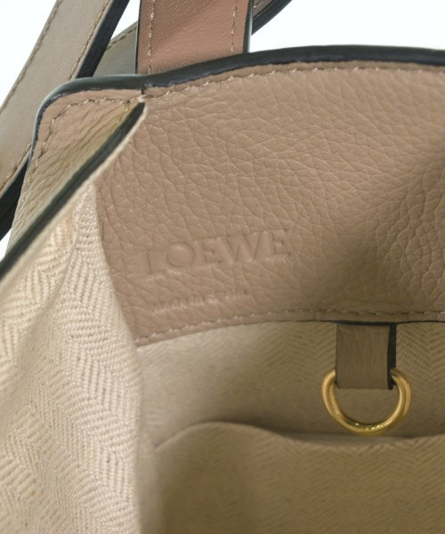 LOEWE กระเป๋าถือ