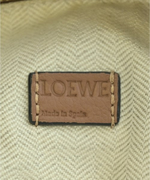 LOEWE กระเป๋าถือ