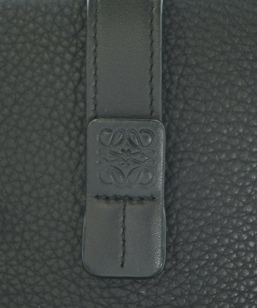 LOEWE กระเป๋าสะพาย