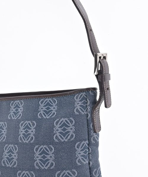 LOEWE กระเป๋าถือ