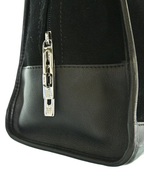 LOEWE กระเป๋าถือ