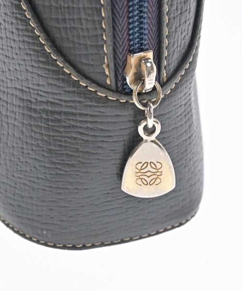LOEWE กระเป๋าถือ