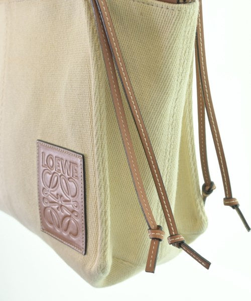 LOEWE กระเป๋าถือขนาดใหญ่