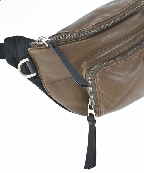 LOEWE กระเป๋าสะพาย