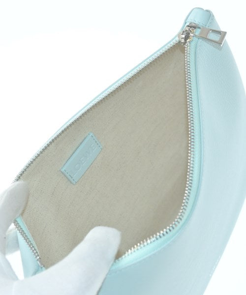 LOEWE คลัตช์