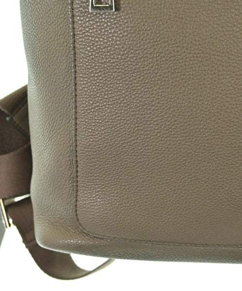 LOEWE เป้สะพายหลัง