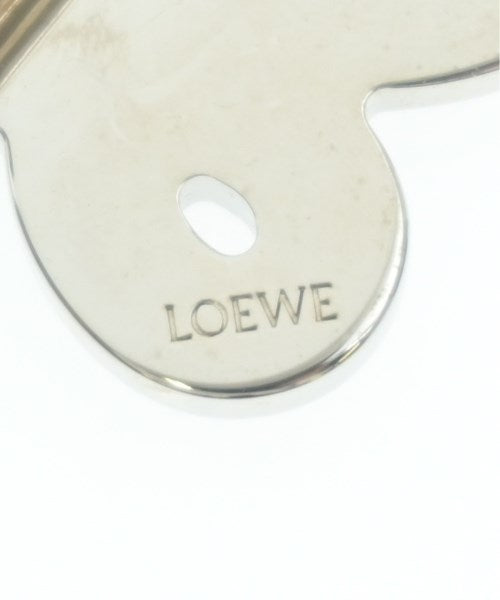 LOEWE เข็มกลัด/ดอกไม้ติดเสื้อ