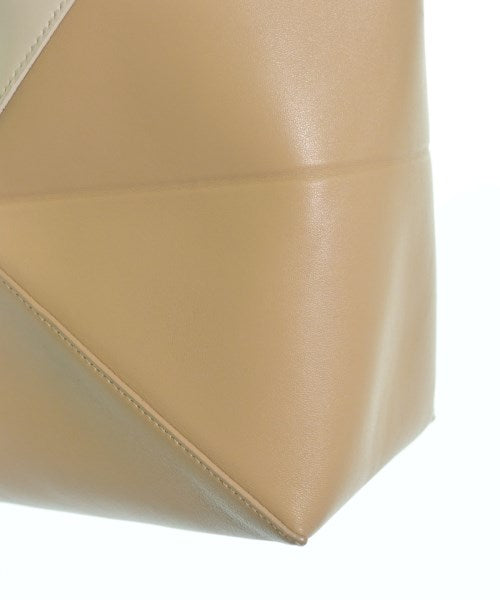 LOEWE กระเป๋าถือขนาดใหญ่