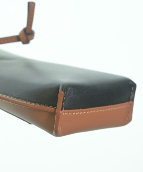 LOEWE กระเป๋าสะพาย