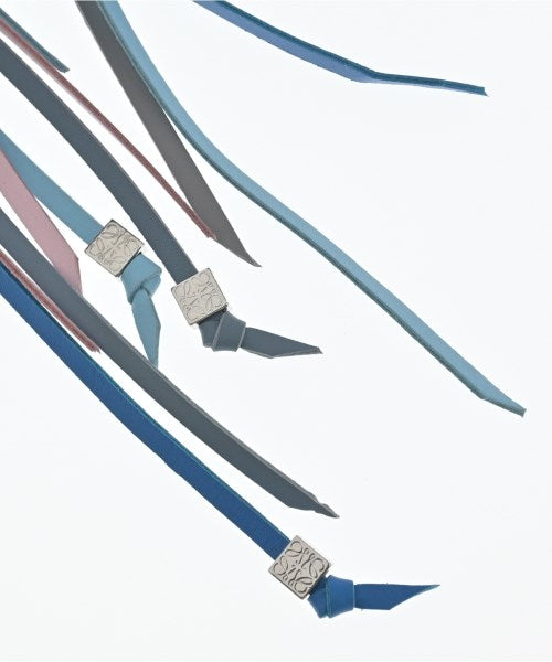 LOEWE เครื่องประดับบนกระเป๋า