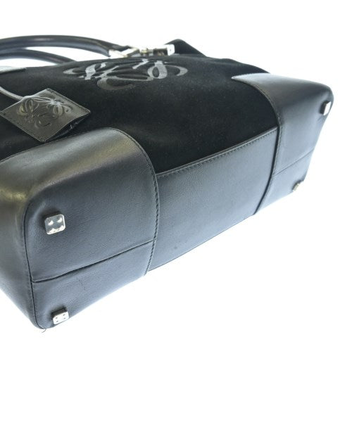 LOEWE กระเป๋าถือ