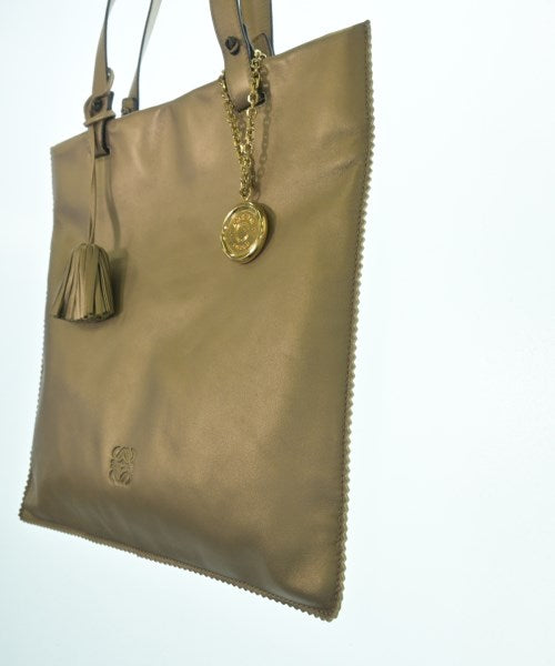 LOEWE กระเป๋าถือขนาดใหญ่