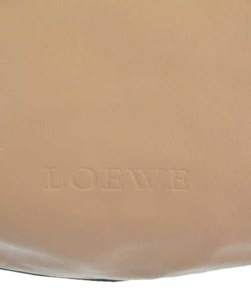 LOEWE กระเป๋าถือขนาดใหญ่