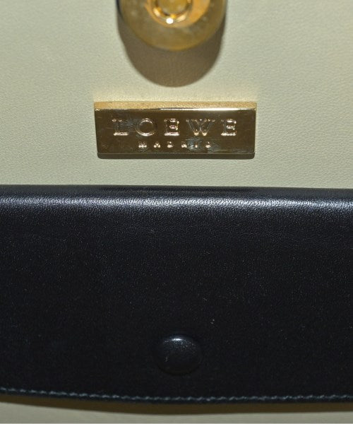 LOEWE กระเป๋าถือ