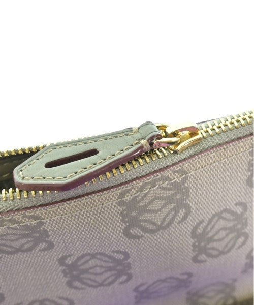 LOEWE กระเป๋าถือ