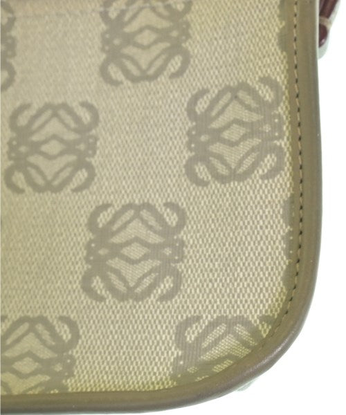 LOEWE กระเป๋าถือ