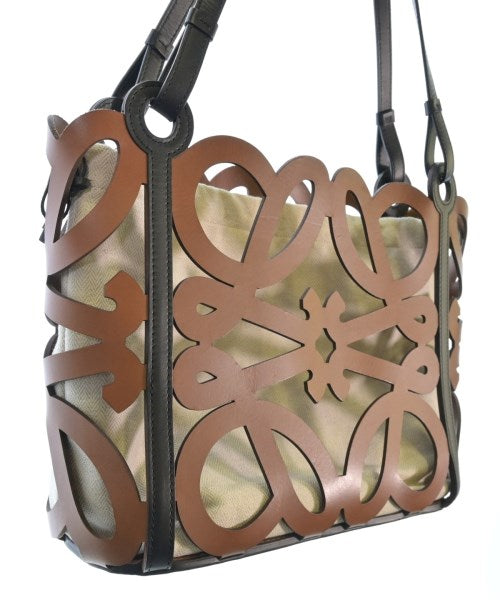 LOEWE กระเป๋าถือขนาดใหญ่