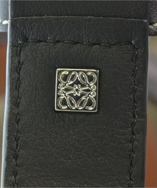 LOEWE กระเป๋าถือขนาดใหญ่