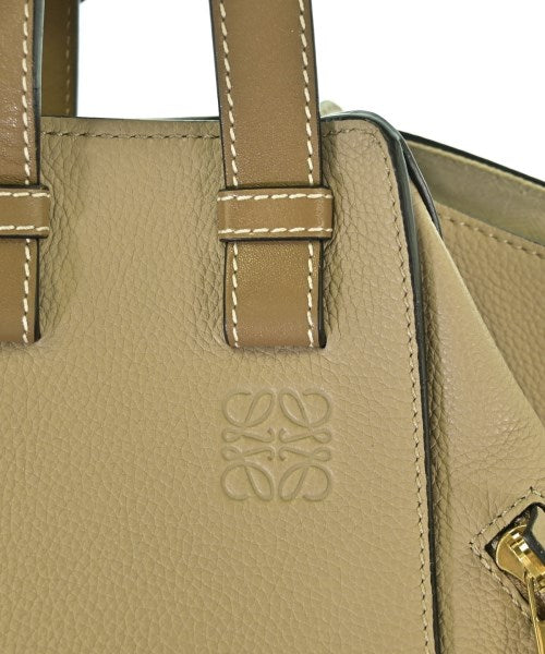 LOEWE กระเป๋าถือ