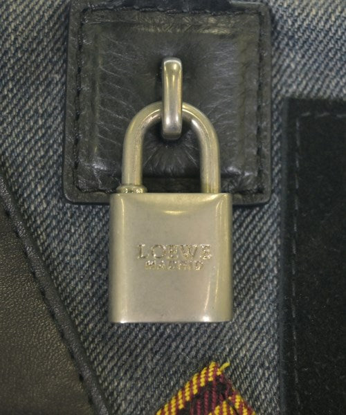 LOEWE กระเป๋าถือ