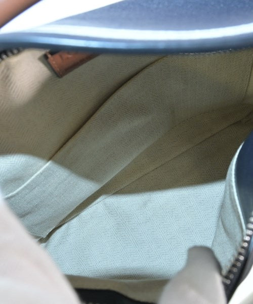 LOEWE กระเป๋าสะพาย