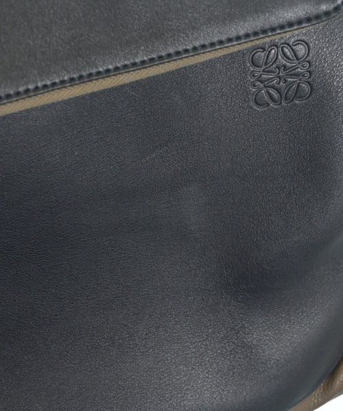 LOEWE เป้สะพายหลัง