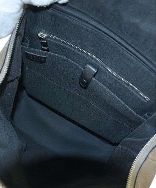 LOEWE เป้สะพายหลัง