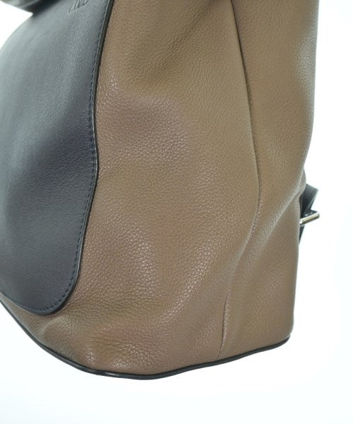 LOEWE เป้สะพายหลัง