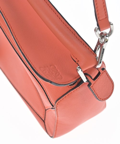 LOEWE กระเป๋าถือ