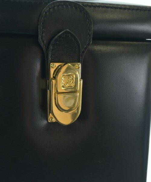 LOEWE กระเป๋าถือ