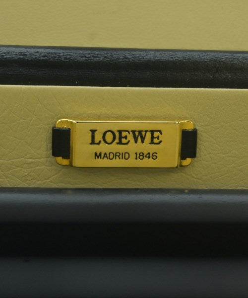 LOEWE กระเป๋าถือ