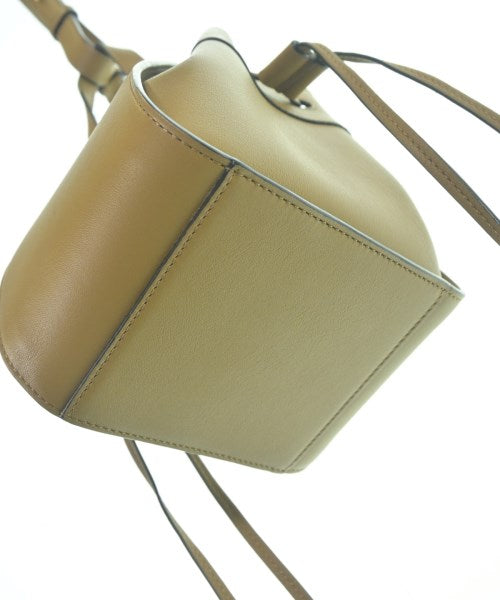 LOEWE กระเป๋าถือ