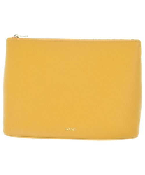 LOEWE คลัตช์