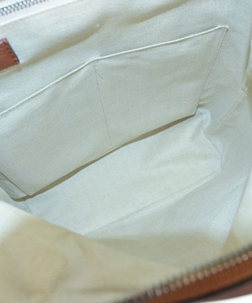 LOEWE เป้สะพายหลัง