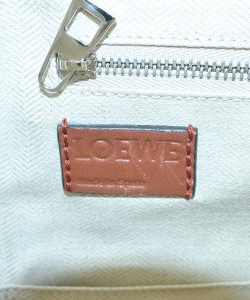 LOEWE เป้สะพายหลัง